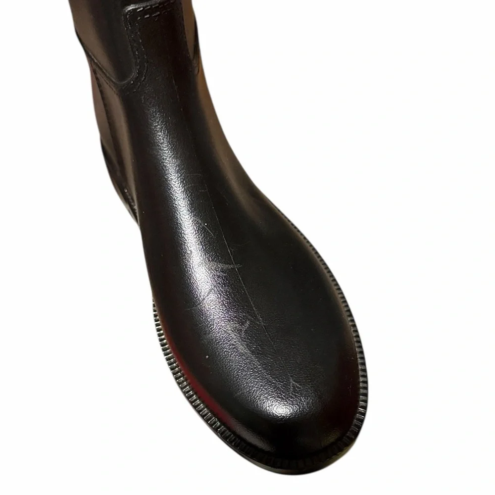 Naot black sporty